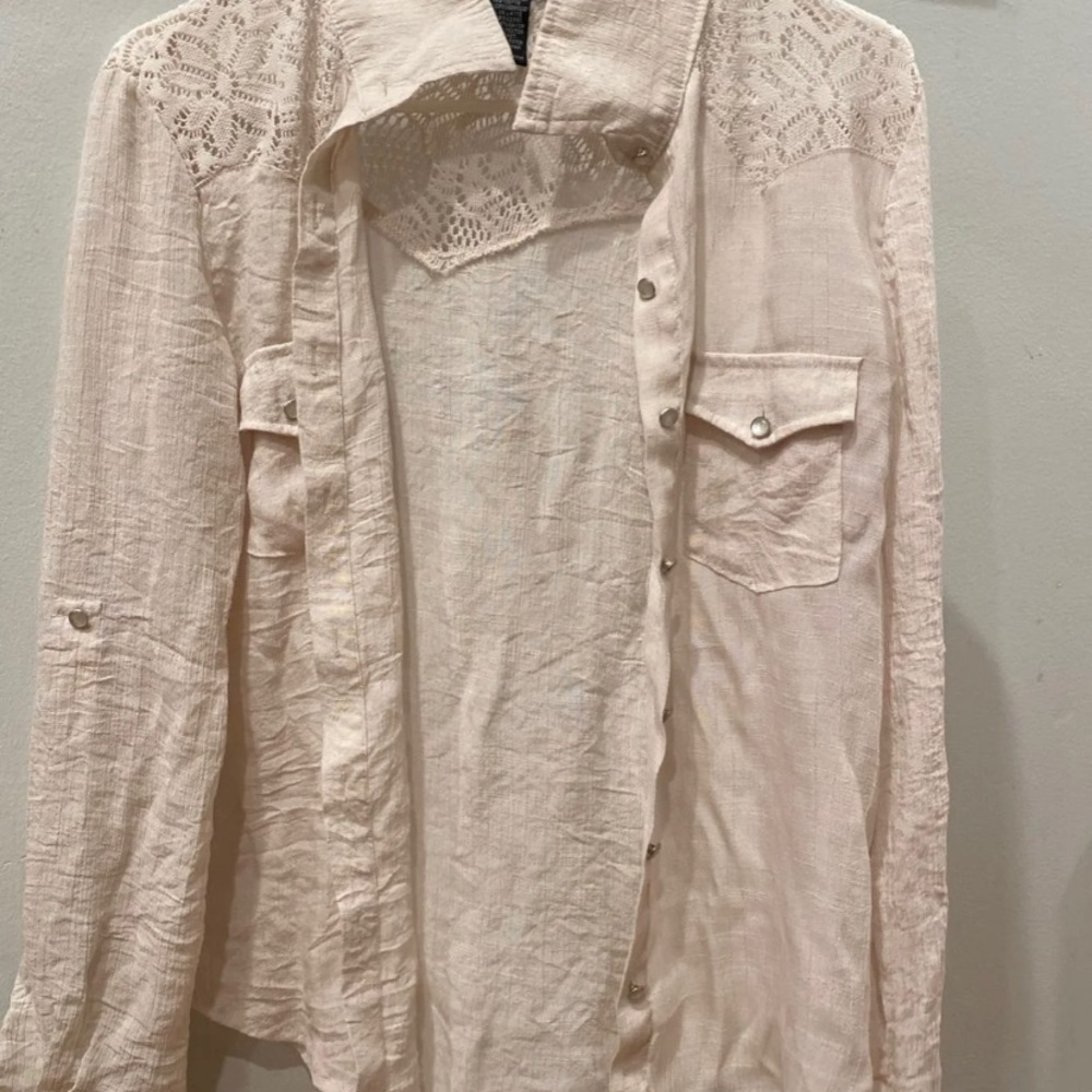 Long sleeve button up